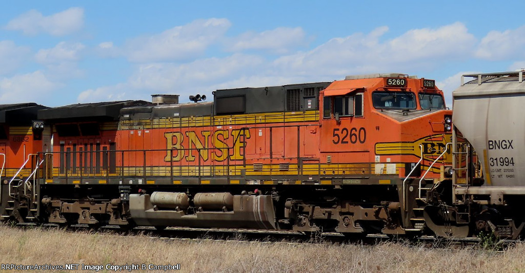 BNSF 5260